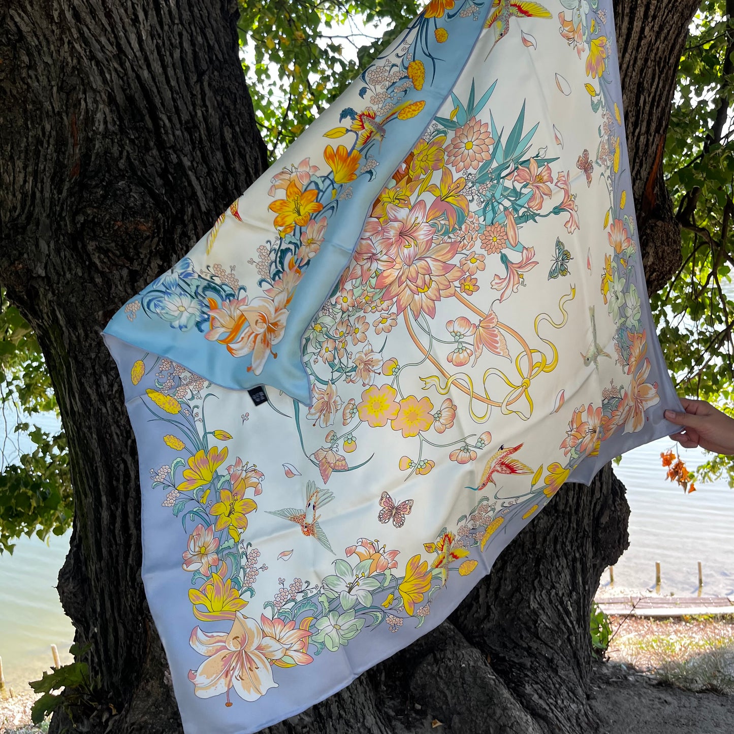 Apaszka dwustronna  106004- Ręcznie rolowane brzegi