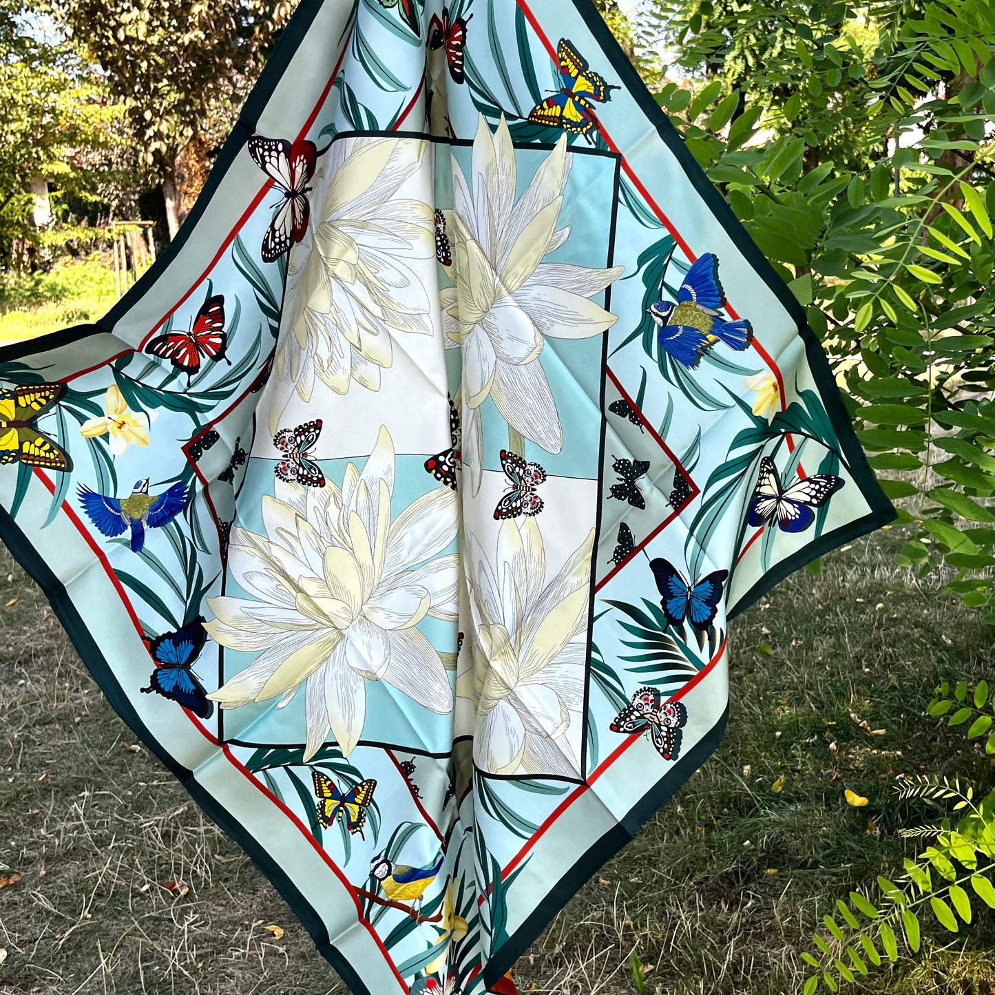 Apaszka dwustronna 106003- Ręcznie rolowane brzegi