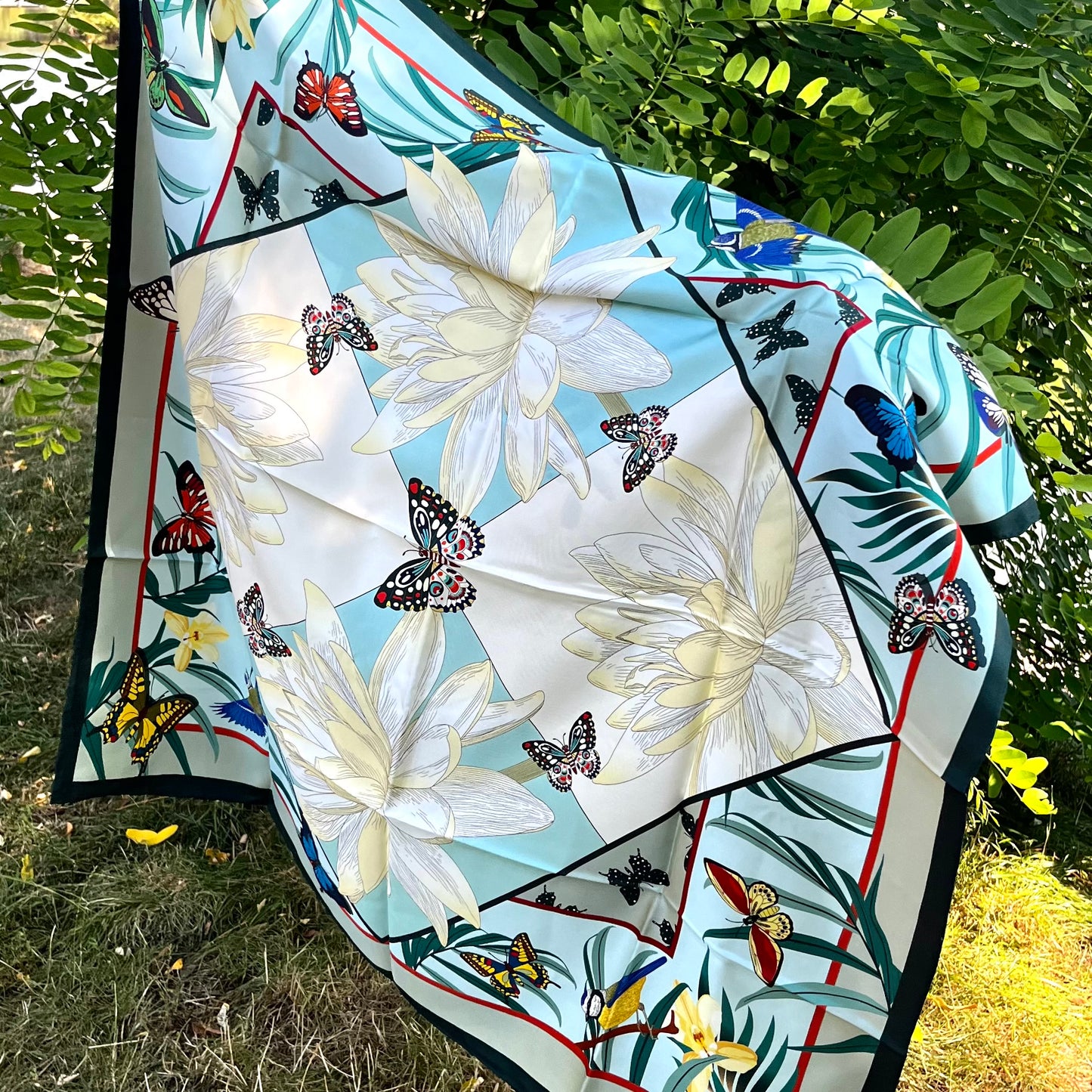 Apaszka dwustronna 106003- Ręcznie rolowane brzegi