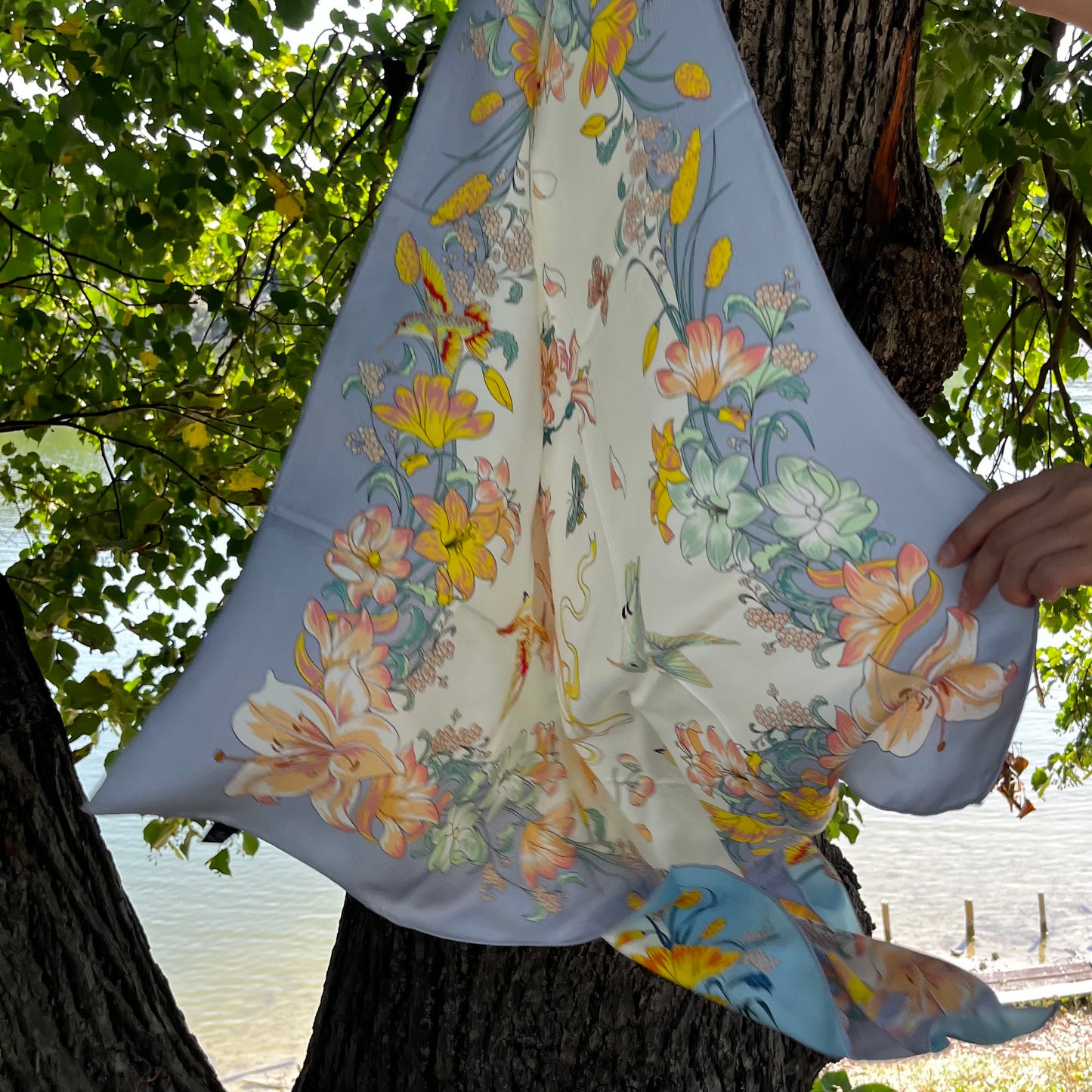 Apaszka dwustronna  106004- Ręcznie rolowane brzegi