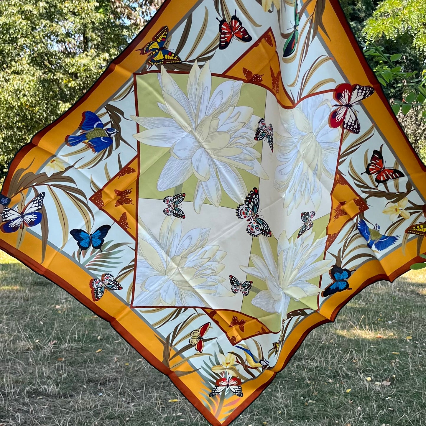 Apaszka dwustronna 106003- Ręcznie rolowane brzegi